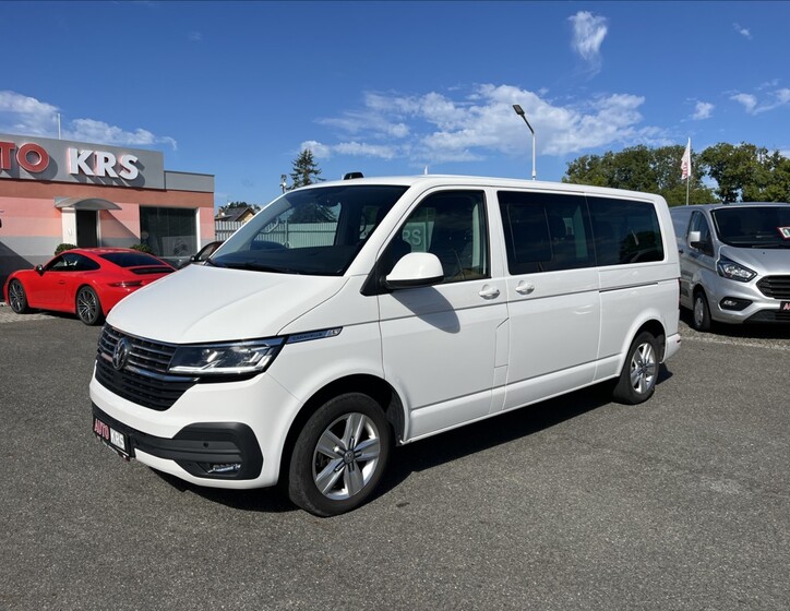Volkswagen Caravelle 11