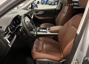 Audi Q7 21