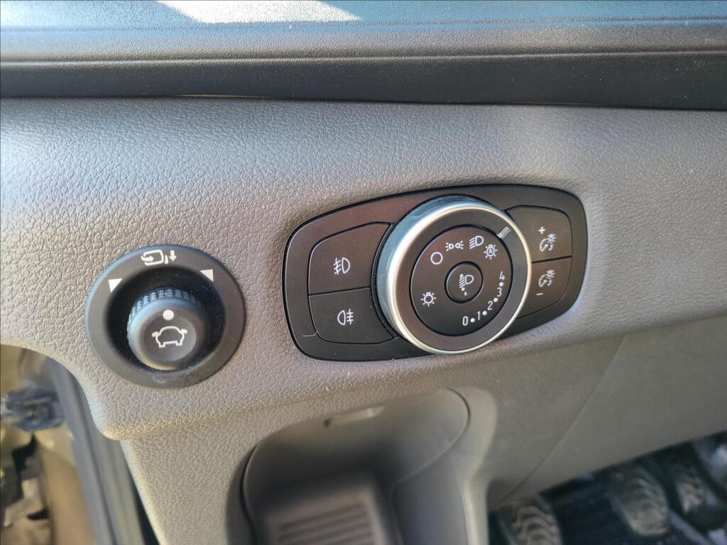 Ford Transit 28