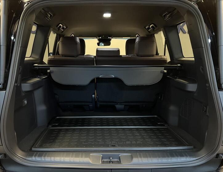 Toyota Land Cruiser 18