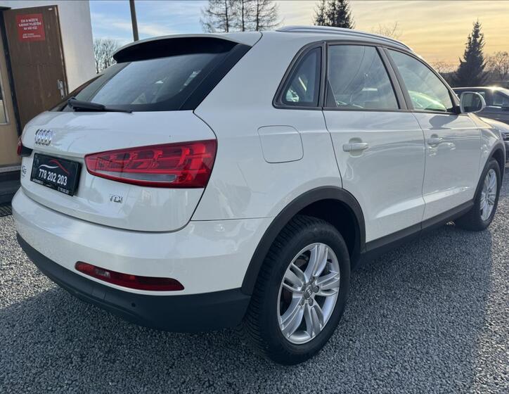 Audi Q3 7