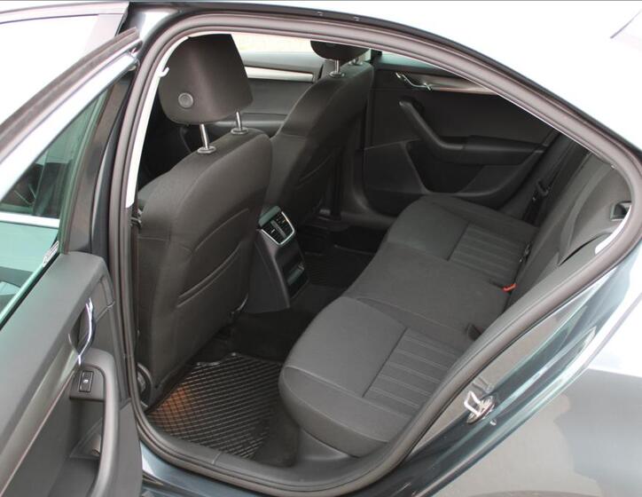 Škoda Octavia 11