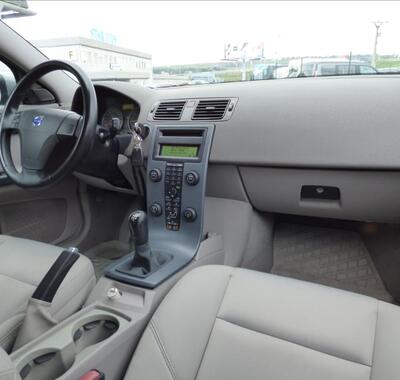 Volvo V50 33