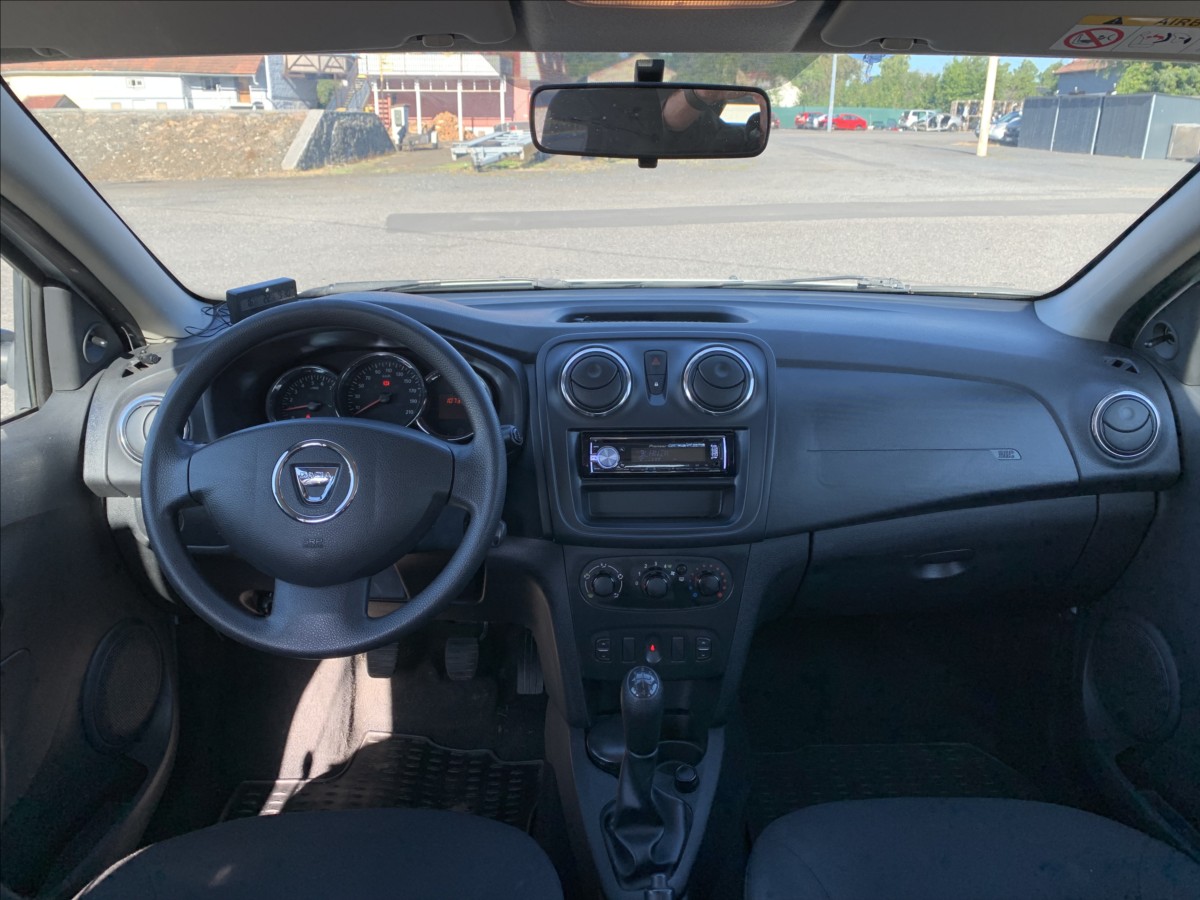 Dacia Logan