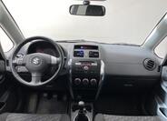 Suzuki SX4 9