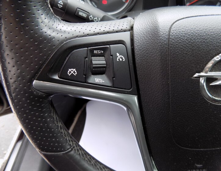 Opel Insignia 21