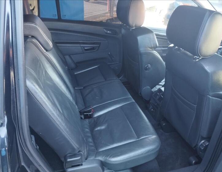 Opel Zafira 9