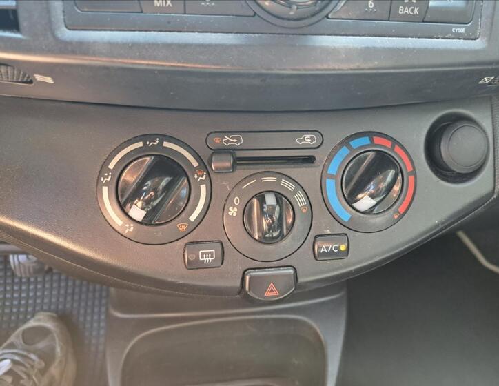 Nissan Micra 23