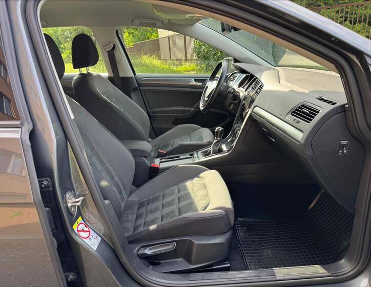 Volkswagen Golf 7