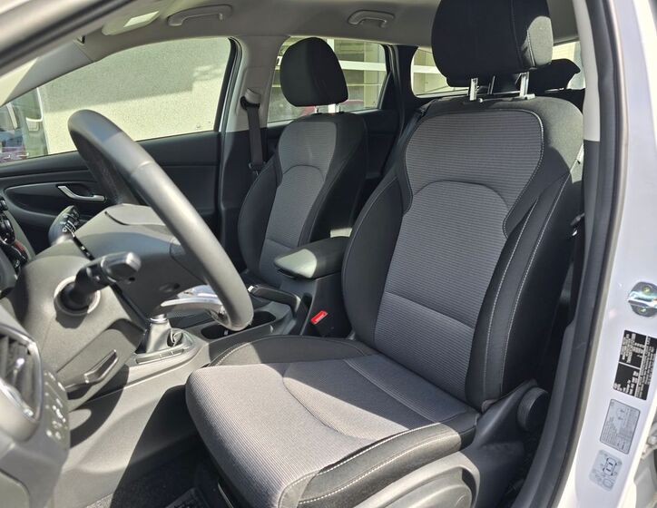 Hyundai i30 12