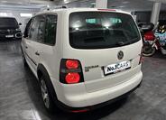Volkswagen Touran 4