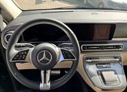 Mercedes-Benz Třídy V 12