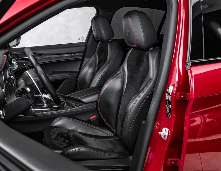 Alfa Romeo Stelvio 17