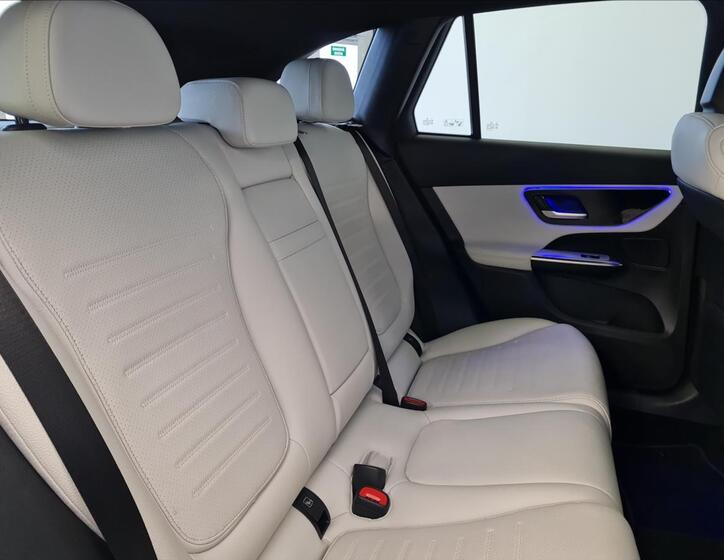 Mercedes-Benz GLC 17
