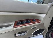 Jeep Grand Cherokee 16