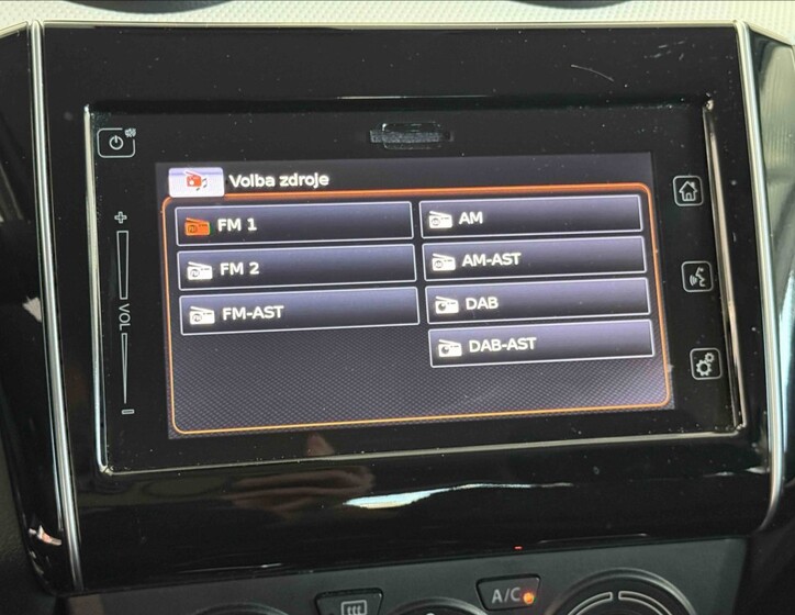 Suzuki Swift 11
