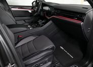 Volkswagen Touareg 14