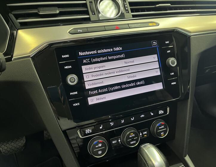 Volkswagen Passat 8