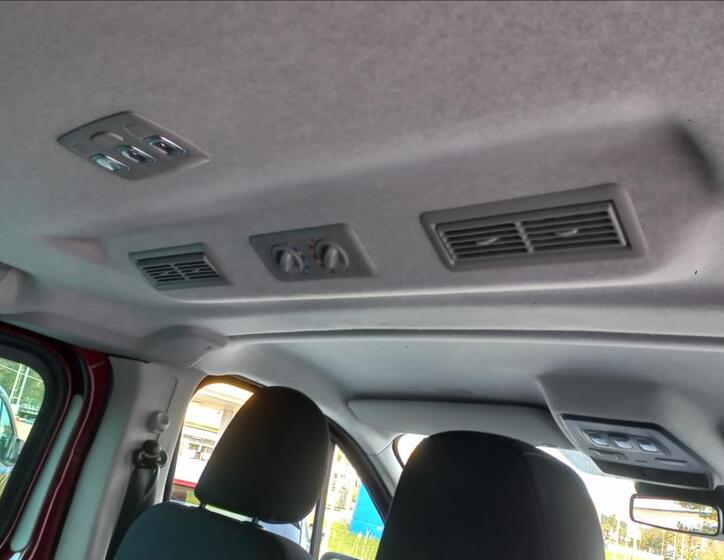 Renault Trafic 14