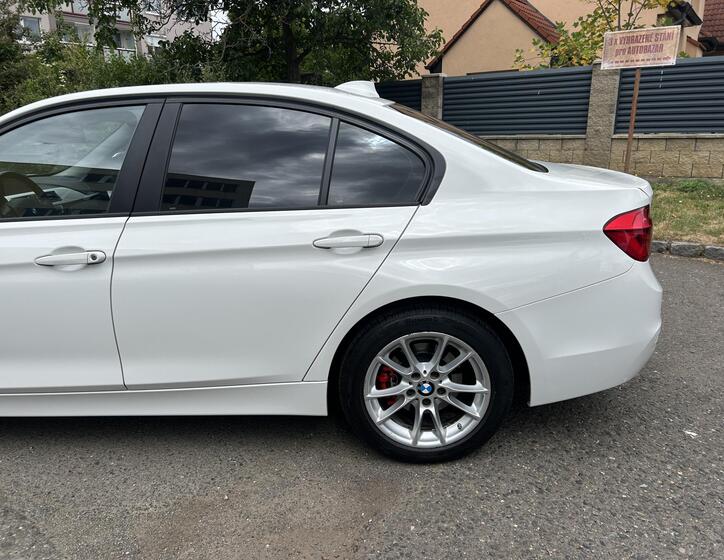 BMW Řada 3 13