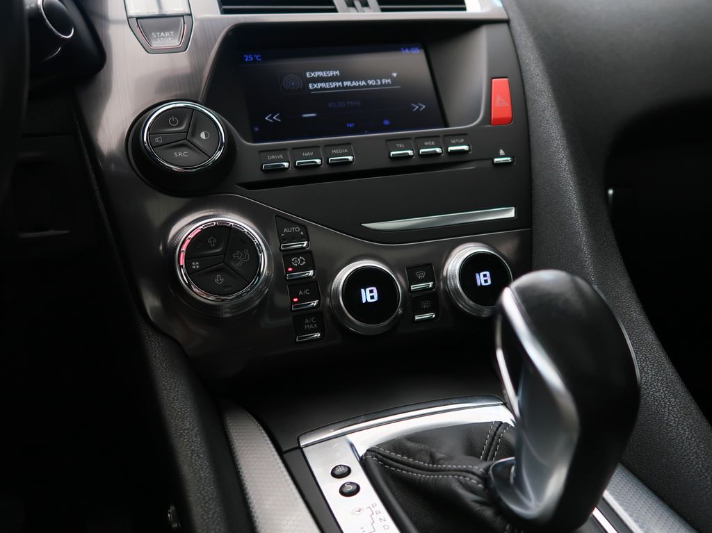 DS Automobiles DS5