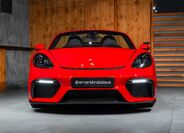 Porsche 718 8