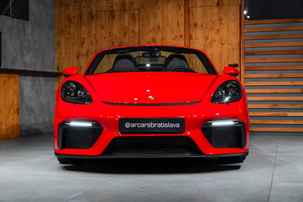 Porsche 718