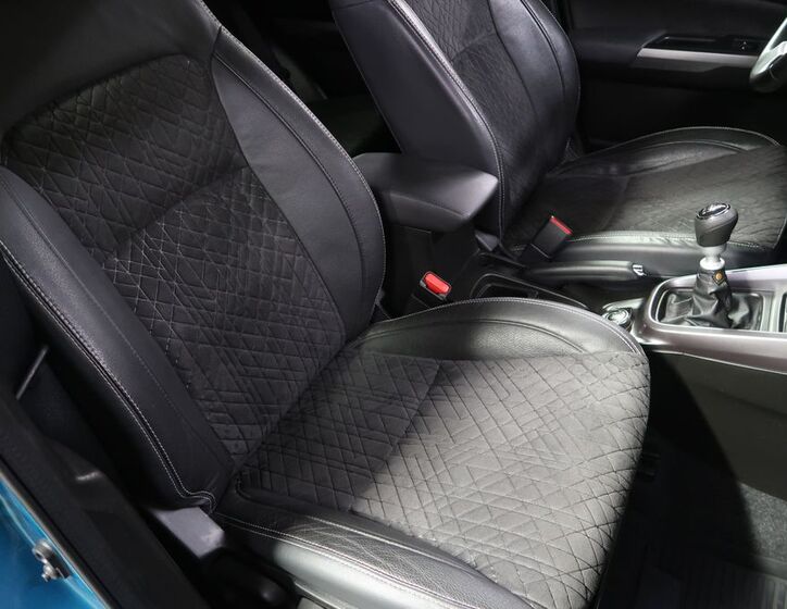 Suzuki Vitara 15