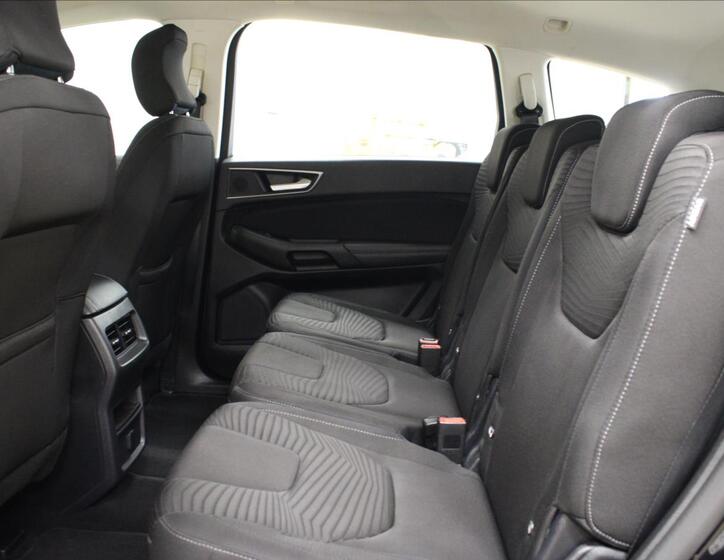 Ford S-MAX 14