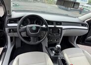 Škoda Superb 8