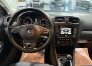 Volkswagen Golf 16