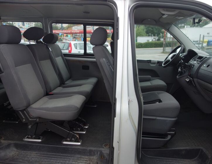 Volkswagen Transporter 19