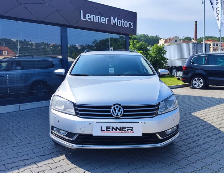 Volkswagen Passat 2