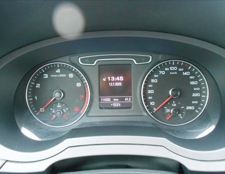 Audi Q3 12