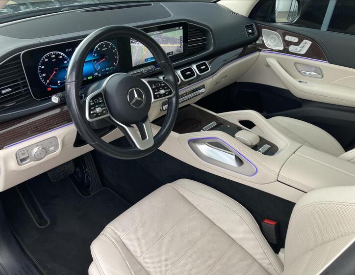 Mercedes-Benz GLE 9
