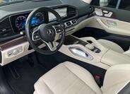 Mercedes-Benz GLE 9