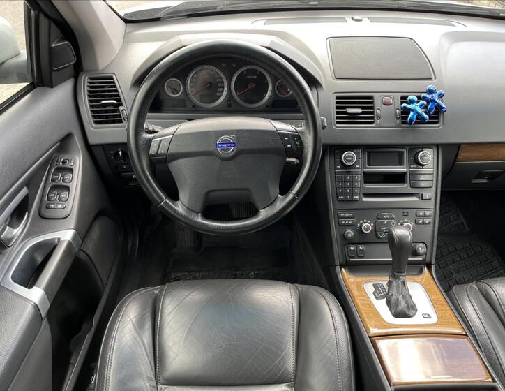 Volvo XC90 14