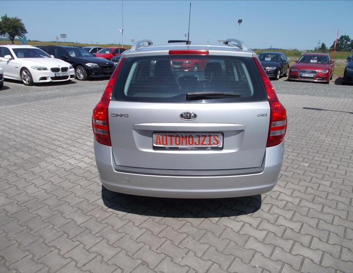 KIA Ceed 9