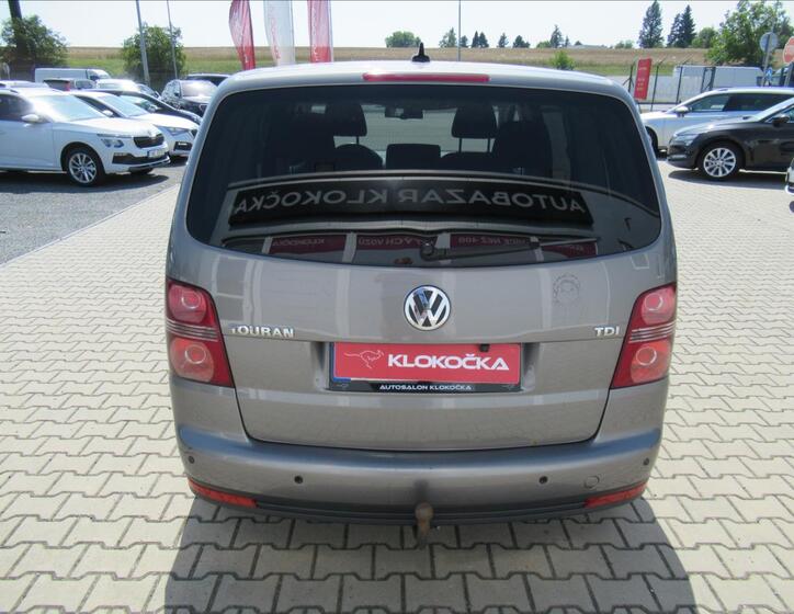 Volkswagen Touran 4
