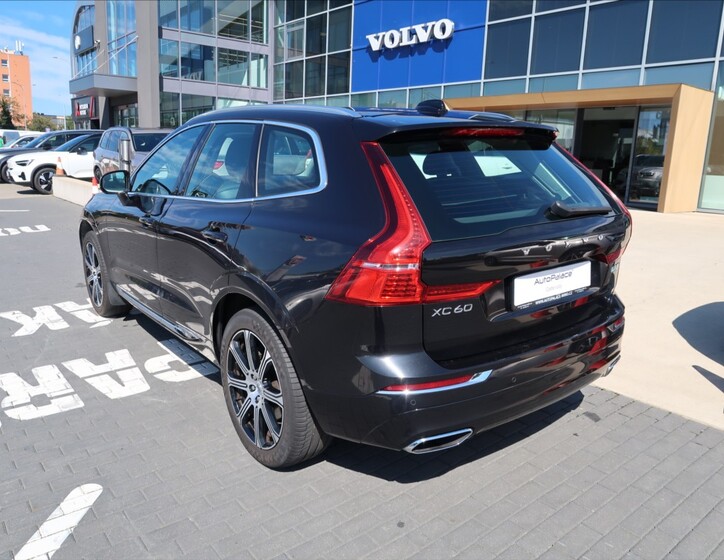 Volvo XC60 6