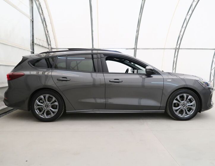 Ford Focus 5