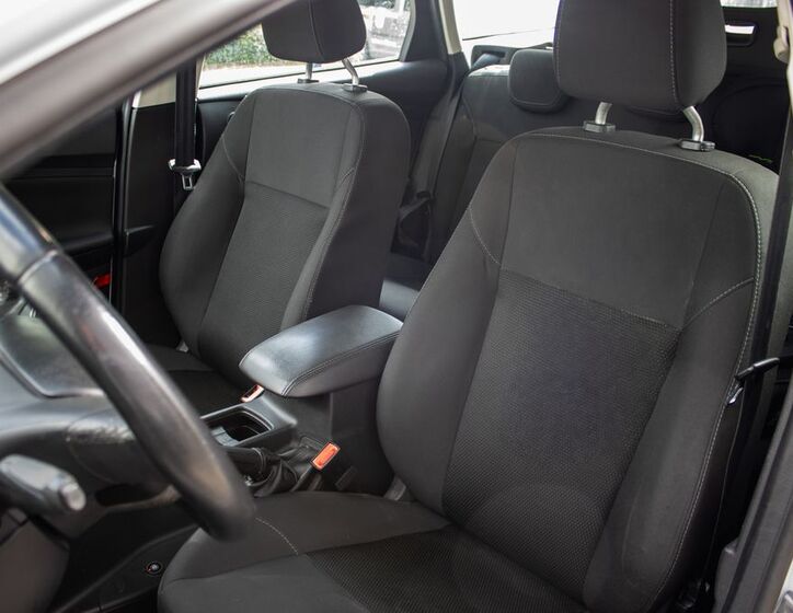 Ford Focus 13