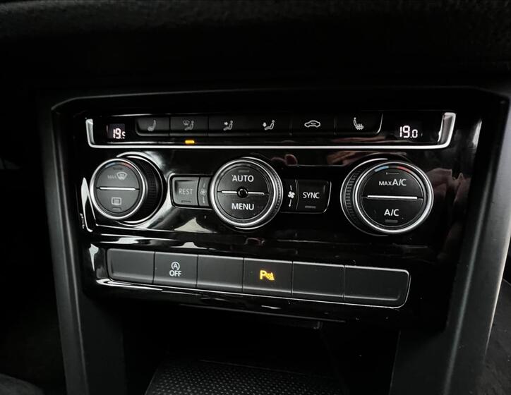 Volkswagen Touran 25