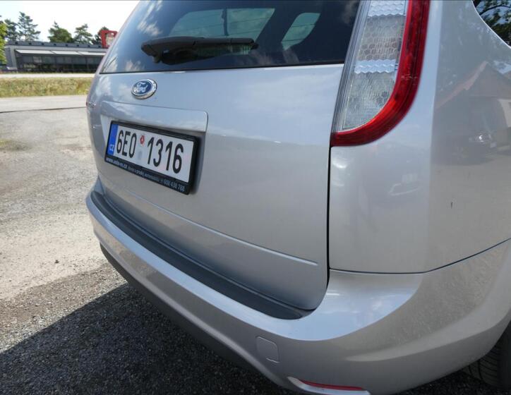 Ford Focus 8