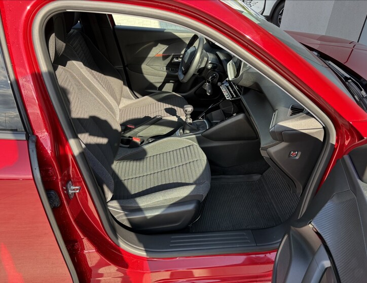Peugeot 2008 15