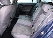 Volkswagen Golf 12