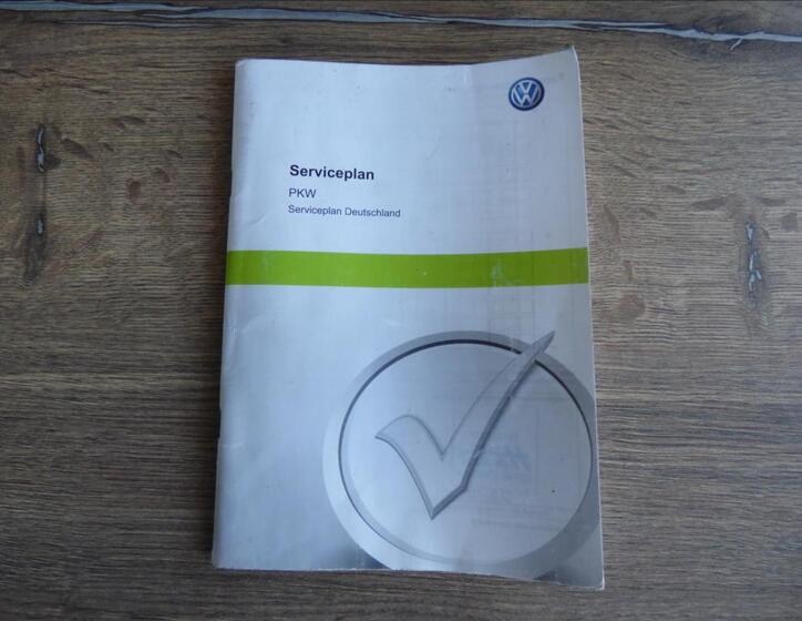 Volkswagen Golf 10