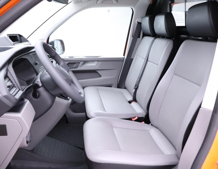 Volkswagen Transporter 11