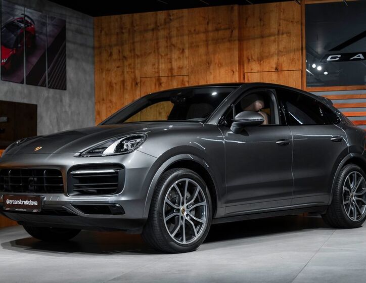 Porsche Cayenne 1