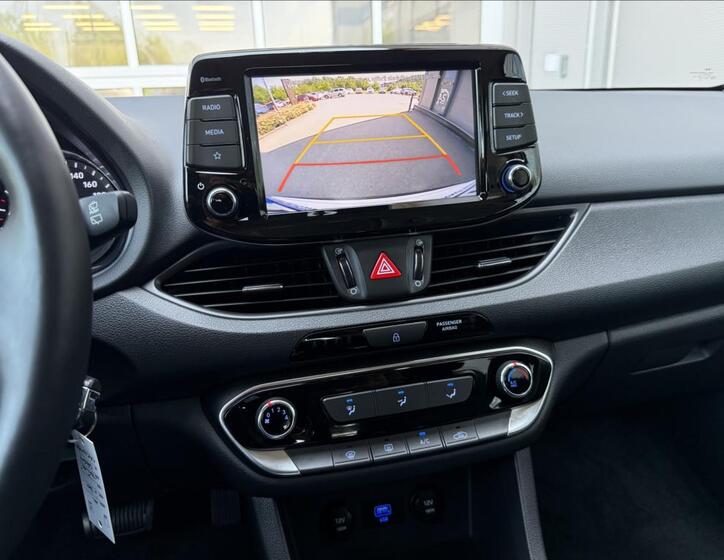 Hyundai i30 17